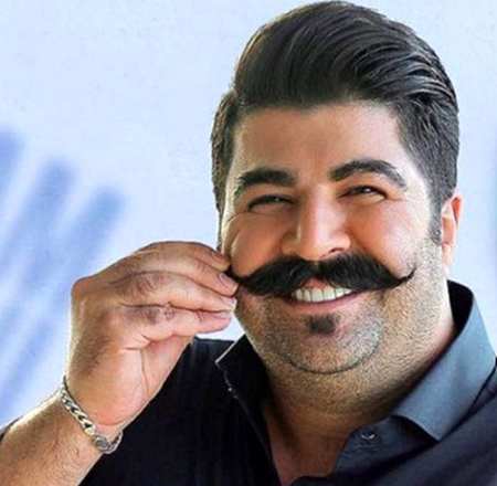 وسط این خیابونا دور از تو من جونو تنم مرد