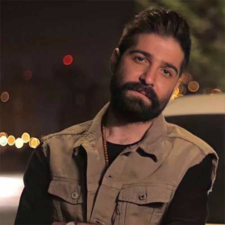 گفتی که قلبت با منه اما یکی دیگه