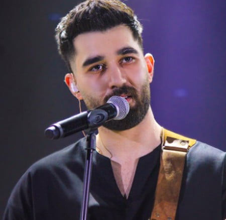 بیا خودم میدم پا به تلت