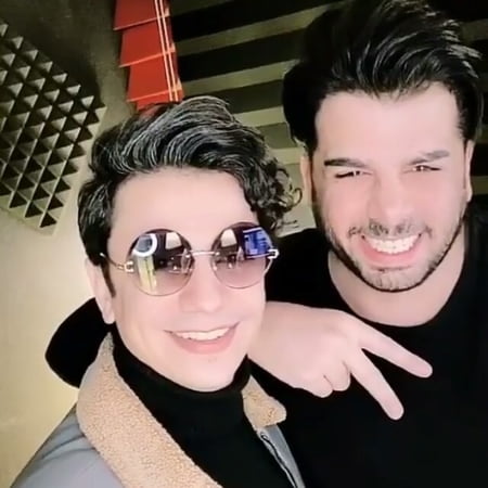یکی یدونه