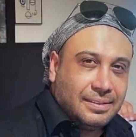 چشمای منتظر به پیچ جاده