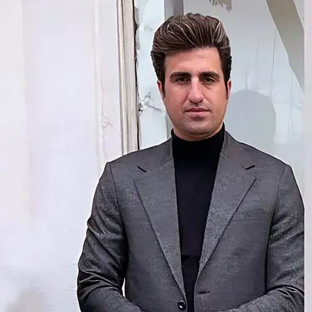 نمیگم سنگ دلت میدونم تنگ دلت