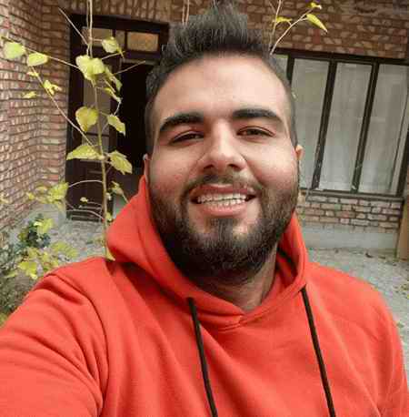 یکی نیست