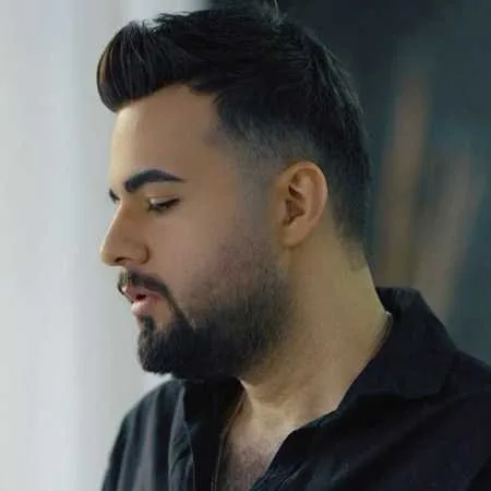 نور چشمم برگ برندم تویی