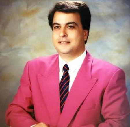 یه عمر عاشقانه به انتظار نشستم