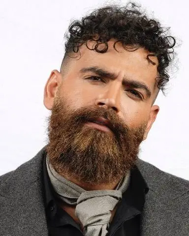 معین زد