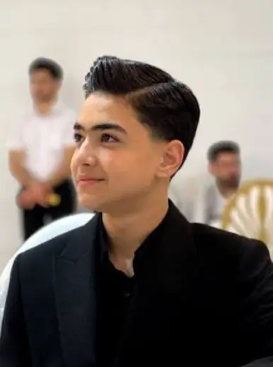 کسری حسنی